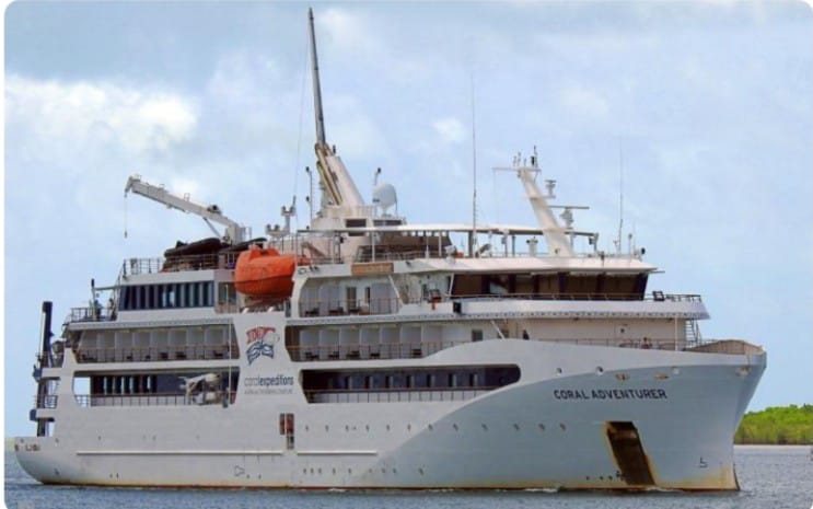 MV Coral Adventurer Memuat 86 Wisman Berwisata di Muara Mamberamo