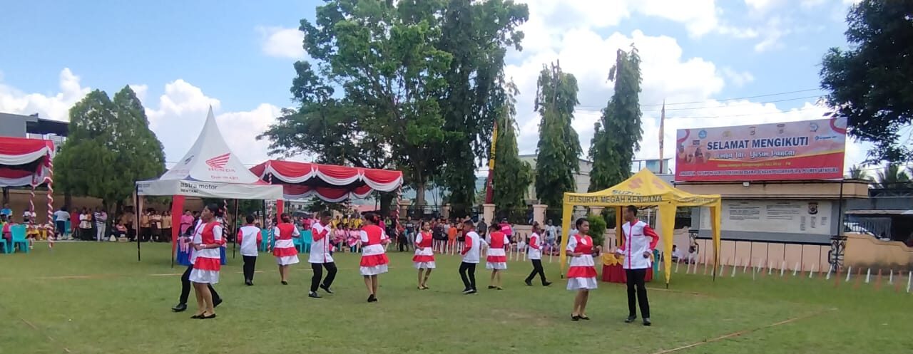 Angkat Budaya Lokal, Alumni SMP Negeri 1 Angkatan 94 dan Polres Jayapura Gelar Yospan