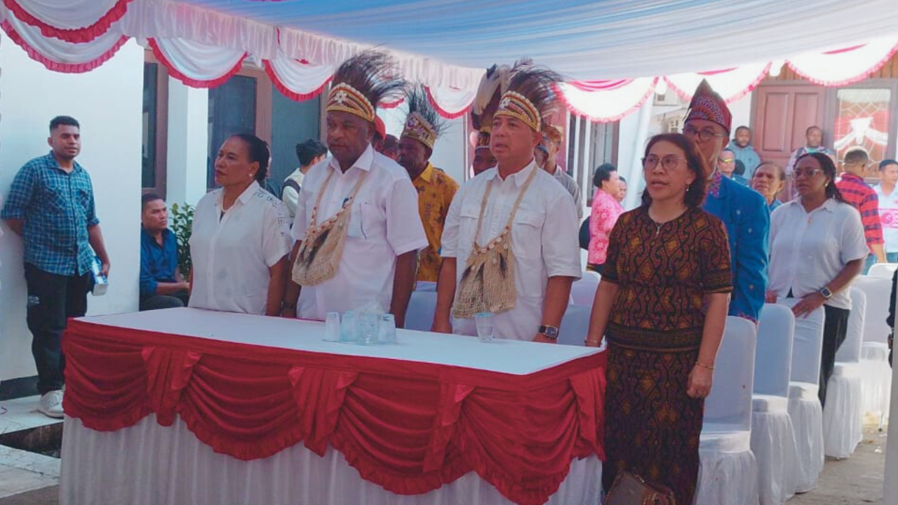 Setelah Jalani Tes Kesehatan, Pasangan Bacalon JOAN Tancap Gas Keliling Kota Sentani